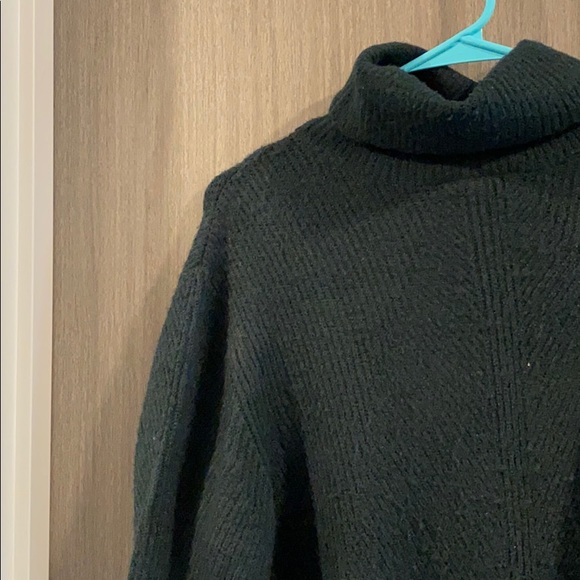 ❗️BOGO❗️Green Blue Sweet Romeo Turtleneck Sweater - Picture 6 of 8